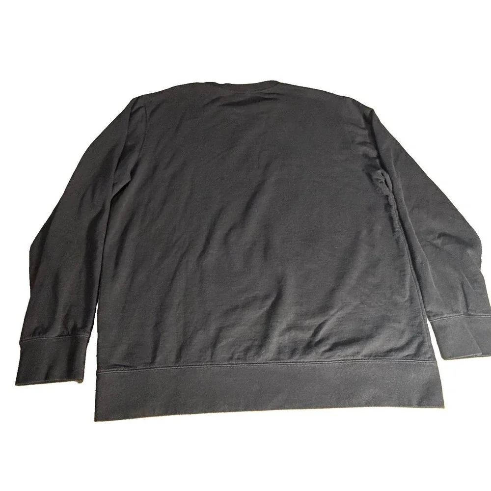 The North Face Men's Heritage Patch Crew sweatshirt in black Men's XL